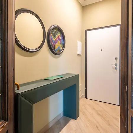 Tuscan Refined Retreat Daire *