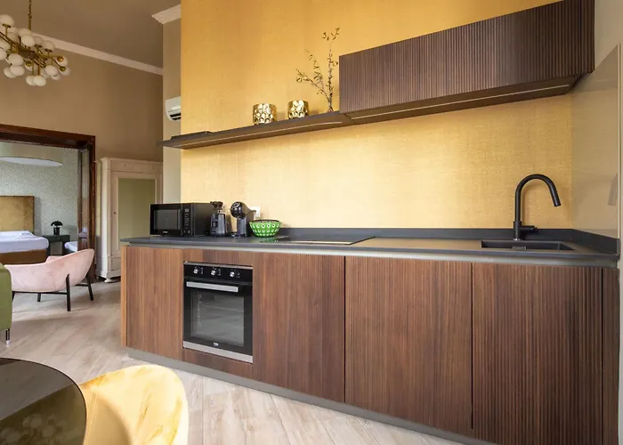 Апартаменты Tuscan Refined Retreat Флоренция