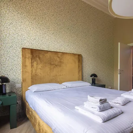 Tuscan Refined Retreat Firenze
